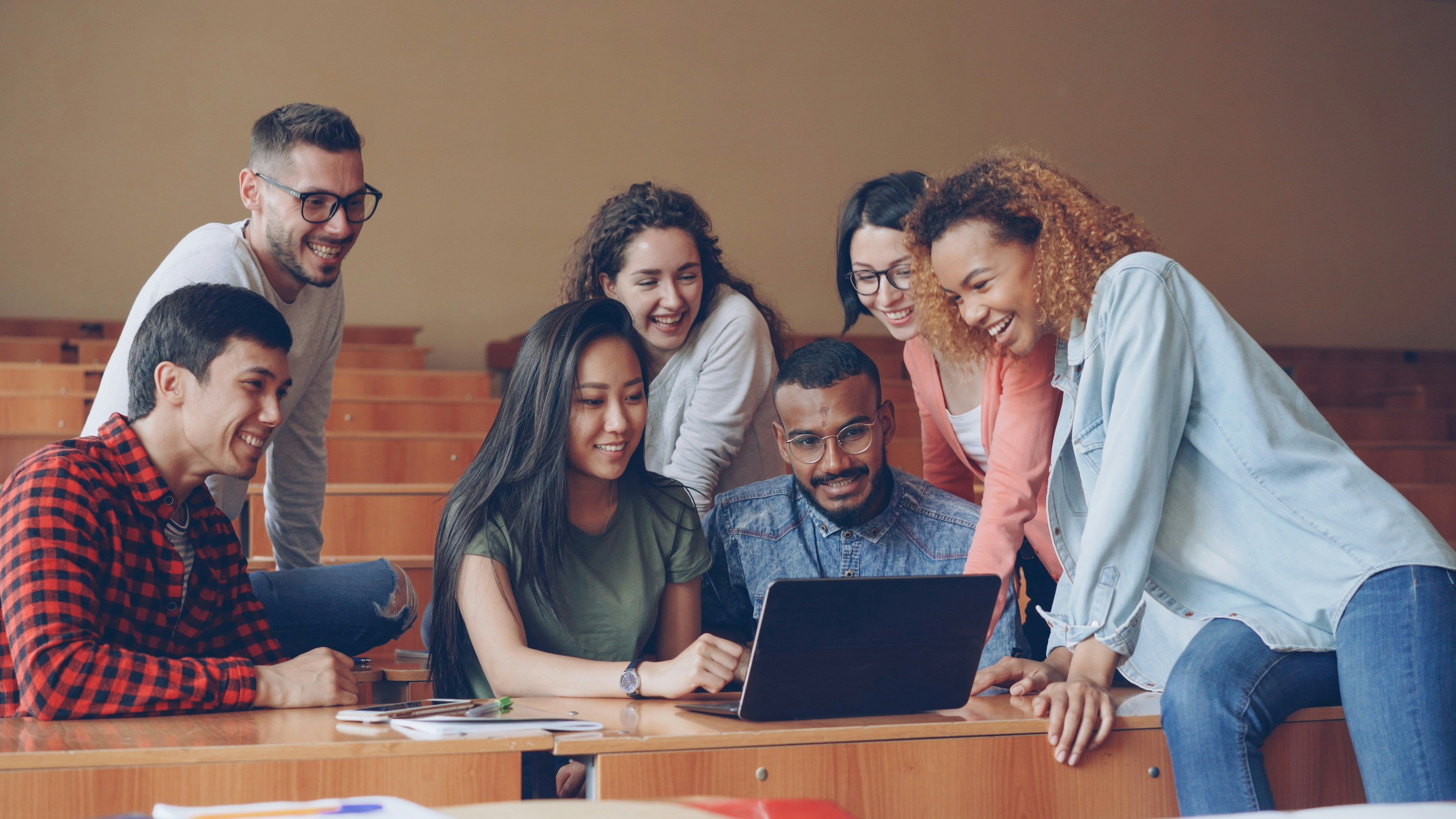 Más allá de la formación profesional universitaria